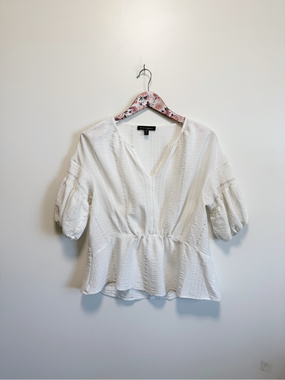 BANANA REPUBLIC White Metallic Stripe Puff Sleeve Waisted Blouse Top S Small